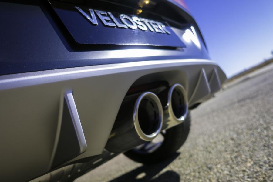 Детали экстерьера Hyundai Veloster Turbo R-Spec 2018 года  (NA) (фото 5 из 44)